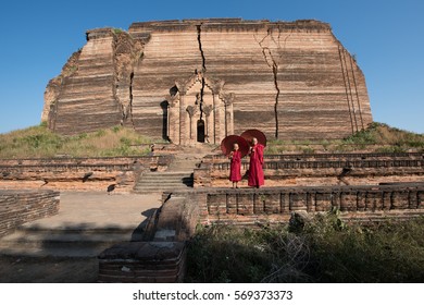 The Monks Of Mingun, Burma