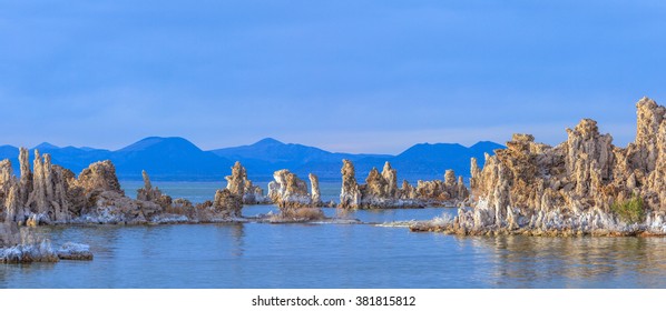 Mono Lake, California, USA