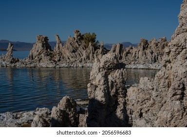 Mono Lake Tufa Towers In California