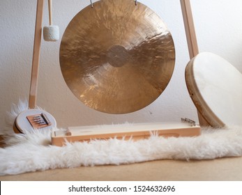 Monochord, Gong and Sansula sound healing instruments