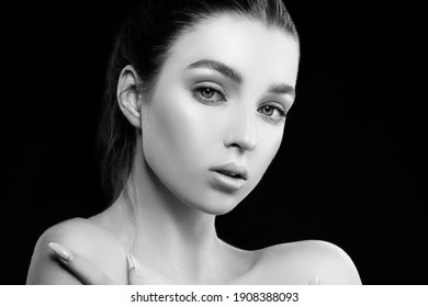 Monochrome Beautiful Model Girl Beauty Portrait, Perfect Skin, Makeup Over Dark Background