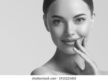 Visage Femme Noir Et Blanc High Res Stock Images Shutterstock