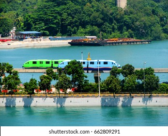 Monorail Transport Singapore. Sentosa Express