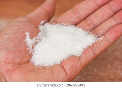 Monosodium Glutamate On Hand, MSG For Food Seasoning