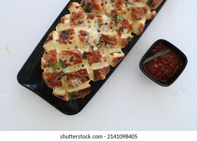 Monster Pull Apart Cheese Garlic Bread