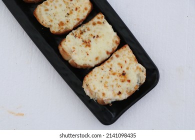 Monster Pull Apart Cheese Garlic Bread