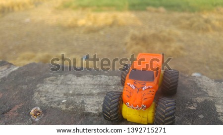 monster truck tiger face toy car