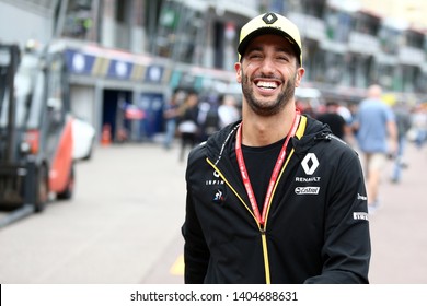 369 Ricciardo renault Images, Stock Photos & Vectors | Shutterstock