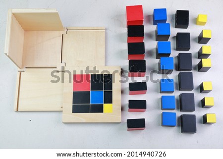 Montessori binomial and trinomial cubes
