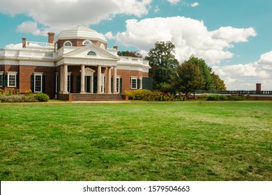 Monticello, USA - 18 September 2019: The House Of The Former US President Thomas Jefferson On A Sunny Summer Day