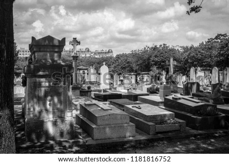 Montmartre Cementery in black and white