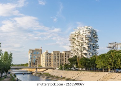 Montpellier, France - 05 09 2022 : Building Of The Arbre Blanc, On The Banks Of The Lez River, In Montpellier