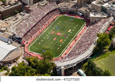 Montreal, August , 2014. Aerial View Of  The John Percival Molson Stadium. The Local Canadian Football League (CFL) Team, The Alouettes Battling For Victory Against The Visiting Hamilton Tiger Cats.