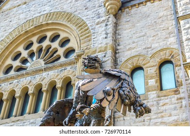 Montreal. Canada - 1 October, 2017: The Iconic Sculpture Of 