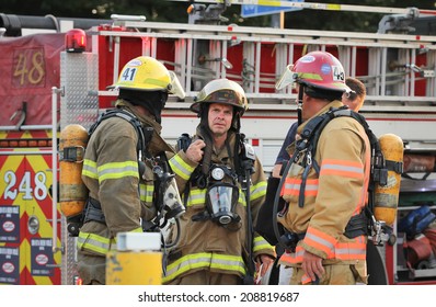 6,934 People Talking Fire Images, Stock Photos & Vectors | Shutterstock