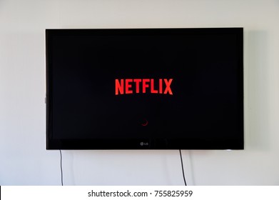 Tv Netflix Images Stock Photos Vectors Shutterstock