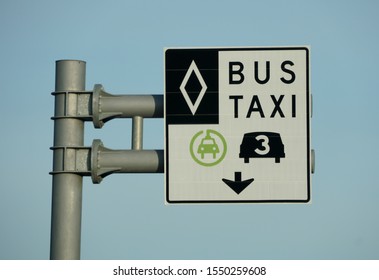 Montreal, Canada - October 28, 2019 - The Sign For The Special Road For Carpool Vehicles, Buses And Taxis 