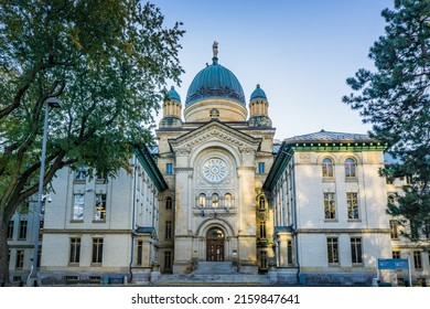 Montreal, Qc, Canada - October 31st 2020: View On Dawson College Entrance In Montreal, In Quebec, Canada