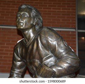 MONTREAL QUEBEC CANADA 12 20 2019: Statue Of Guy Lafleur In Front The Bell Center. Lafleur Is The All-time Leading Scorer In Canadiens History, Notching 1,246 Points.