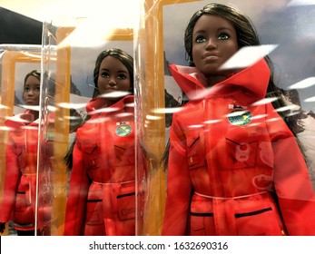 Montreal, Quebec / Canada - February 1 2020: New Barbie Dolls In Boxes In The Toy Department Of A Shopping Mall. Black Woman Marine Biologist: Contemporary Girls' Toys Insipred By National Geographic.