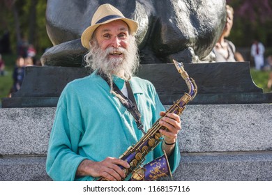 MONTREAL, QUEBEC, CANADA - MAY 20, 2018: street performers montreal in Montreal