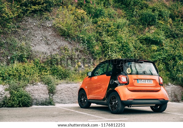 Montserrat, Catalonia, Spain - May 18, 2018:\
Smart Fortwo Hatchback City Car Parked. Smart City Coupe\
Manufactured By The Smart Division Of Daimler Ag, Introduced In\
1998, Now In Its Third\
Generation