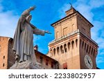 The monument to Girolamo Savonarola in front of the Castello d