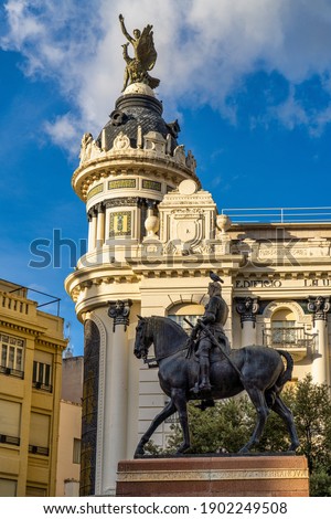 Monument of the Gran Capitan Gonzalo Fernandez at Plaza de las Tendillas square in Cordoba, Andalusia, Spain Stock photo © 