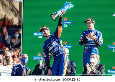 Monza, Italy. 12 September 2021. F1 World Championship. Heineken Italian Gran Prix. Daniel Ricciardo, Mclaren, Wins The Race And Celebrate With Team Mate, Lando Norris.