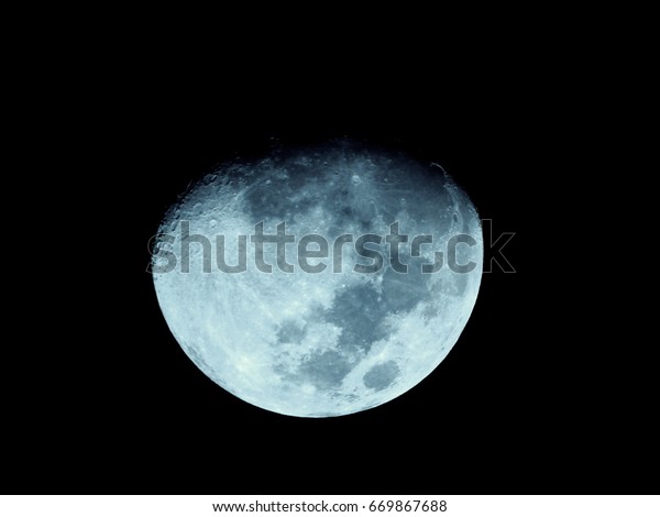 Moon
Background / The Moon is an astronomical body that orbits planet
Earth, being Earth's only permanent natural satellite. It is the
fifth-largest natural satellite in the Solar
System