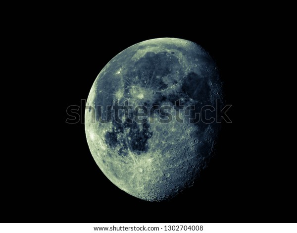 Moon blue\
Background