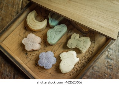 Moon Cake In Fancy Shape In A Wooden Box