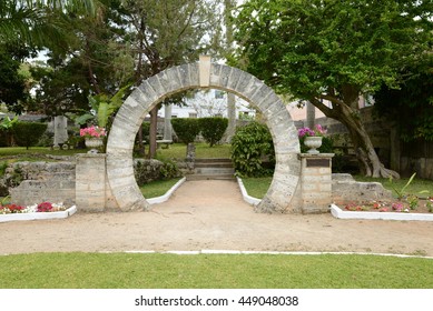 Moon Gate