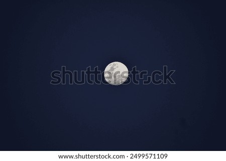 Moon HD pic of the moon