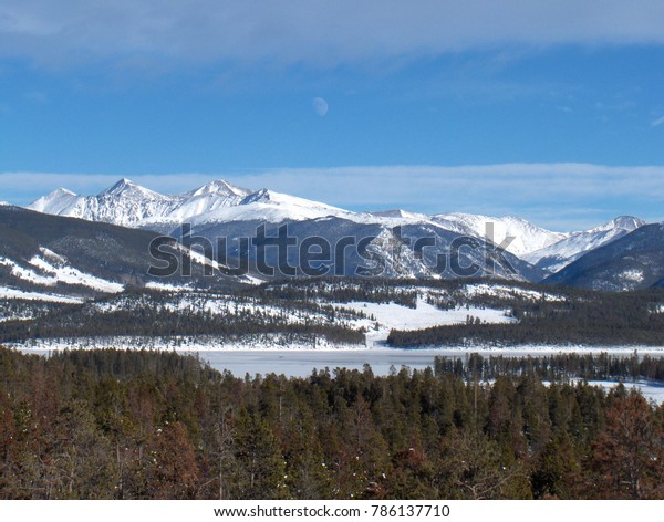 Moon Over Continental\
Divide