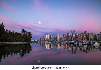 814 Vancouver Moon Images, Stock Photos & Vectors | Shutterstock