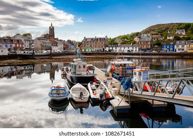 Moored boats at Tarbert Harbour. Tarbet, a small fishing town and ferry terminal in Argyll and Bute, Scotland, UK,
