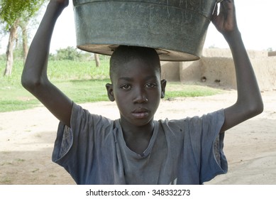 Mopti, Mali-Aug.27,2011: Children, Mali