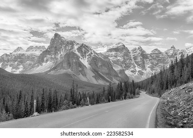 Moraine Lake Road, Banff National Park, Alberta, Canada