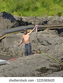 MORICETOWN, BC, CANADA – AUGUST 18, 2018: Wet'suwet'en Fishing Site On Bulkley River At Moricetown Canyon. Instead Of Traditional Fishing With A Hook Or Landing Net For The Wet'suwet'en First Nation