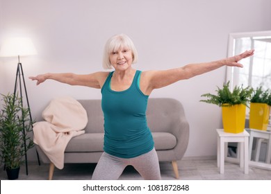 5,256 Calisthenics woman Images, Stock Photos & Vectors | Shutterstock