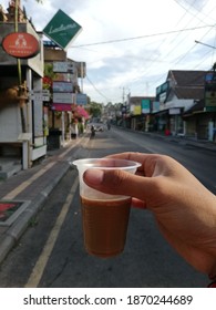 Morning Cheap Coffee At Ubud Street