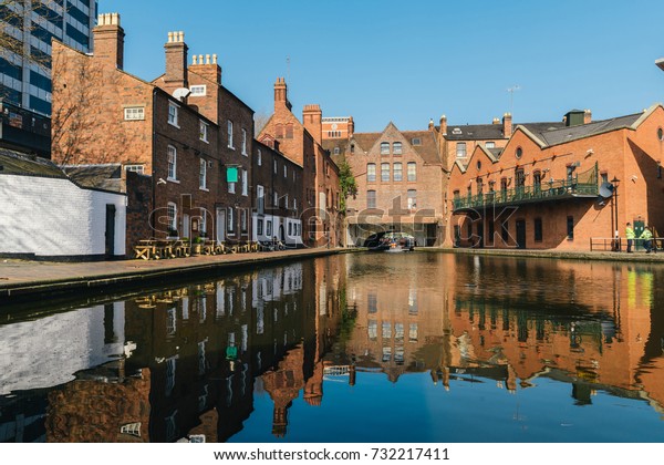 Morning reflections on Gas Street Basin, at the\
heart of Birmingham\'s canal\
network