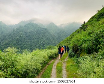 Morning trekking is the best. Dehradun Uttarakhand