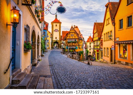 Morning view of untere Schmiedgasse street at the old town of Rothenburg ob der Tauber. Bavaria, Germany