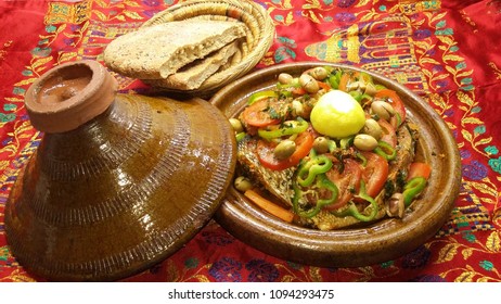 6,112 Moroccan tajin Images, Stock Photos & Vectors | Shutterstock