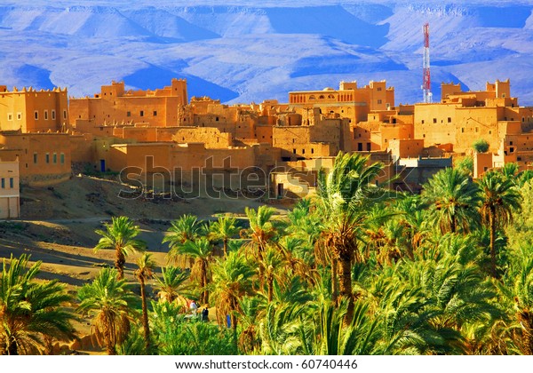 Marokkanische Kasbah Atlas Gebirge Afrika Stockfoto Jetzt Bearbeiten