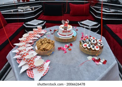 Gateau Maroc Photos Et Images De Stock Shutterstock