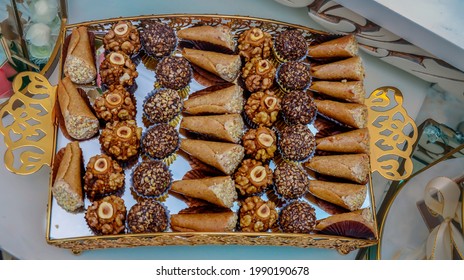 モロッコのお菓子 パーティーで出されるモロッコのビスケットの一種 の写真素材 今すぐ編集