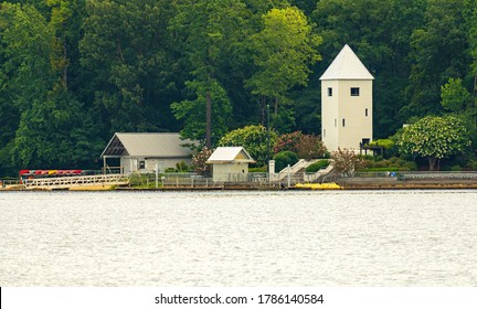 53 Lake Crabtree Boats Images, Stock Photos & Vectors | Shutterstock